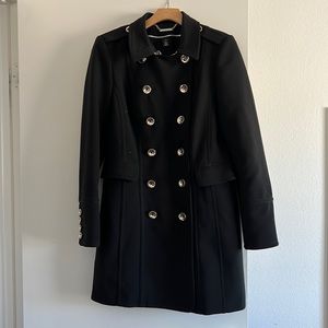 Black coat size L